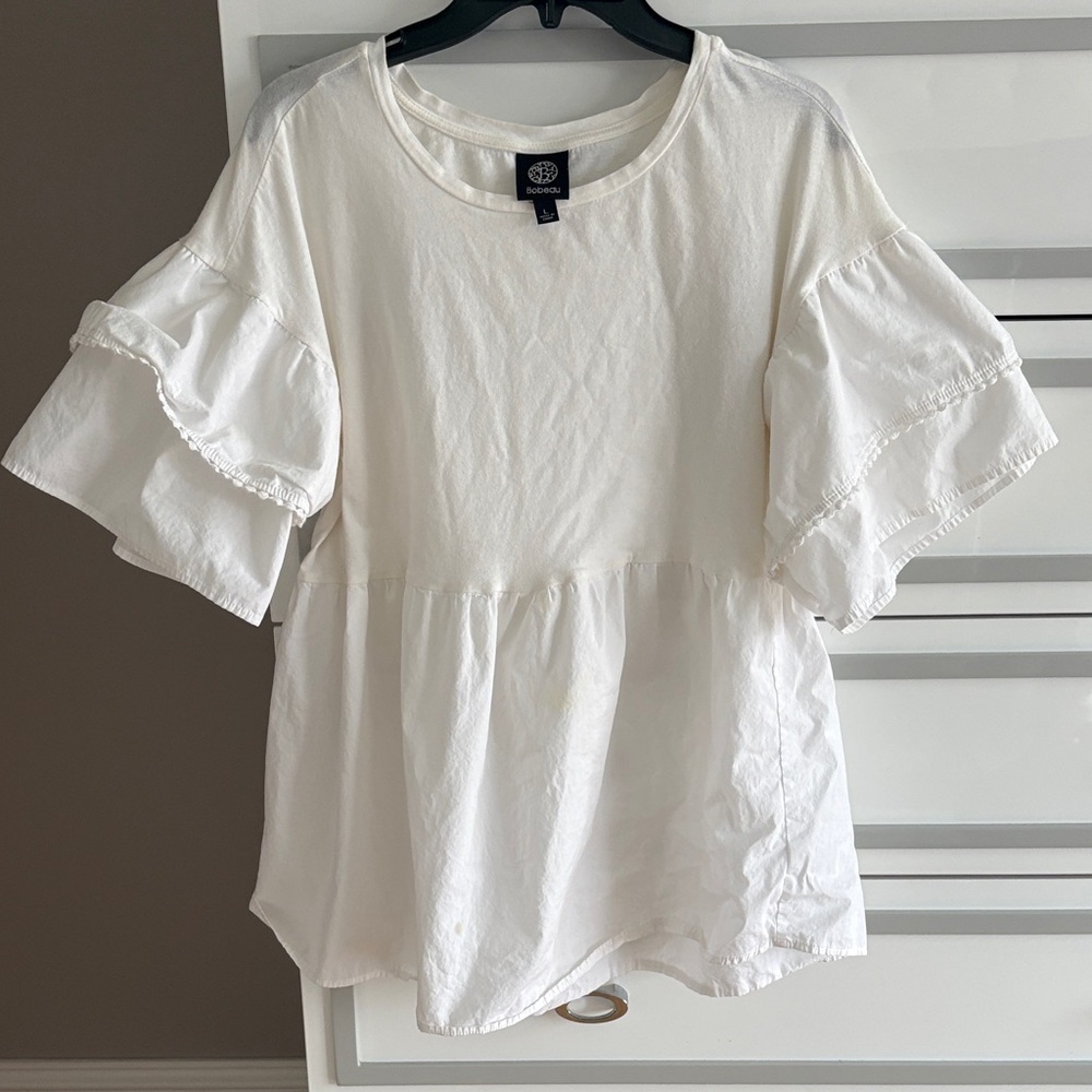 bobeau White Ruffle Sleeve Peplum Tunic